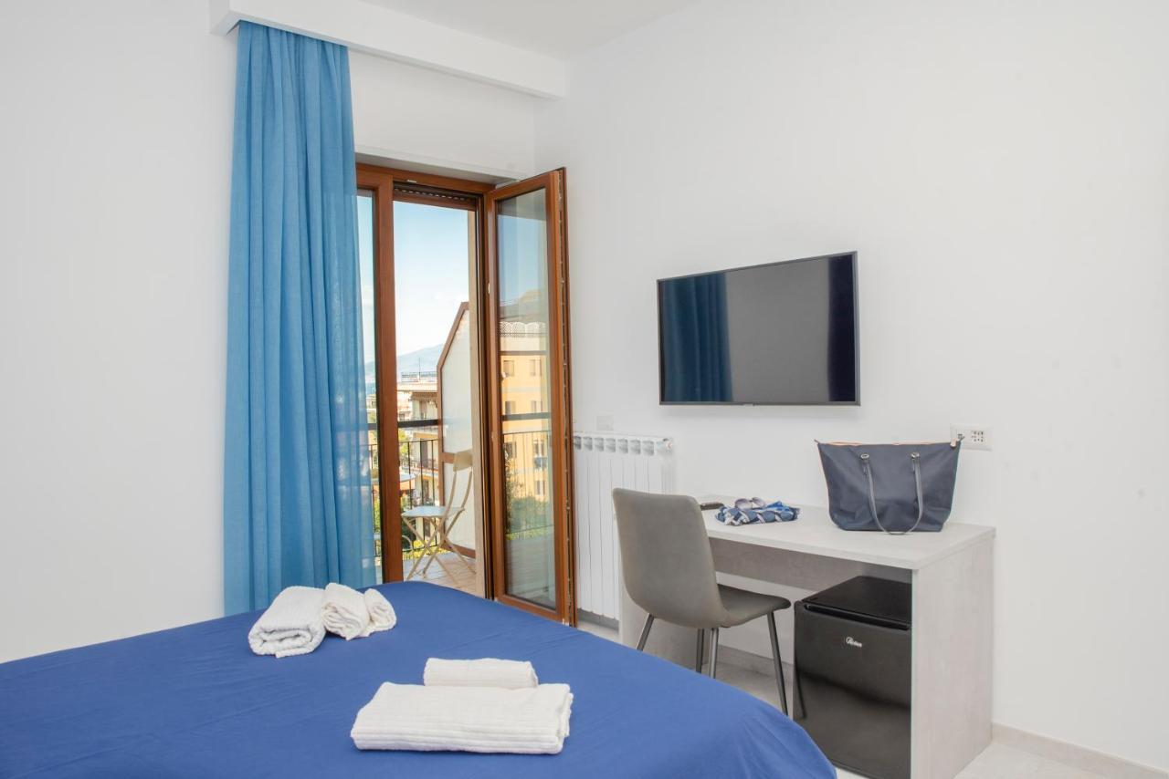 Bed and Breakfast Le Tre Ccc Sorrent Exterior foto
