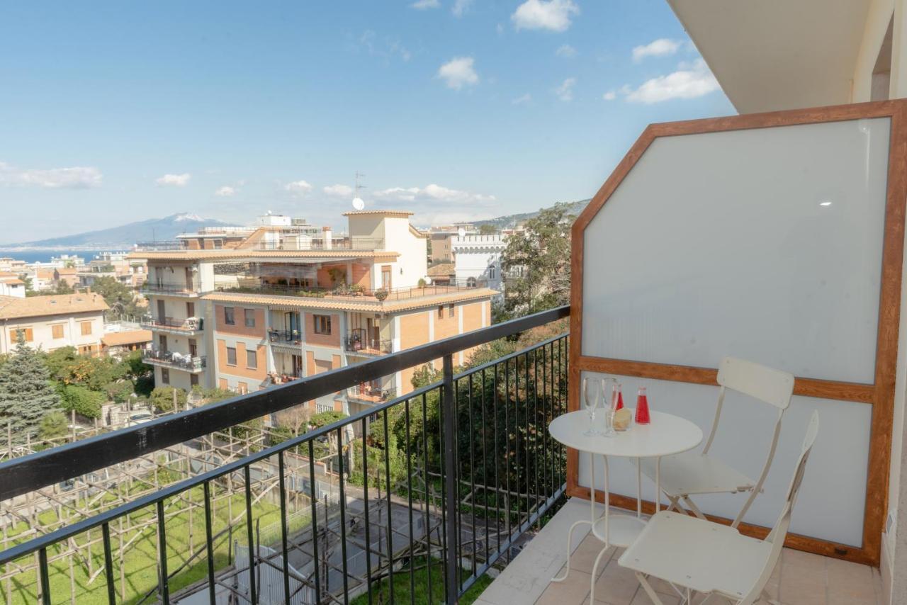 Bed and Breakfast Le Tre Ccc Sorrent Exterior foto